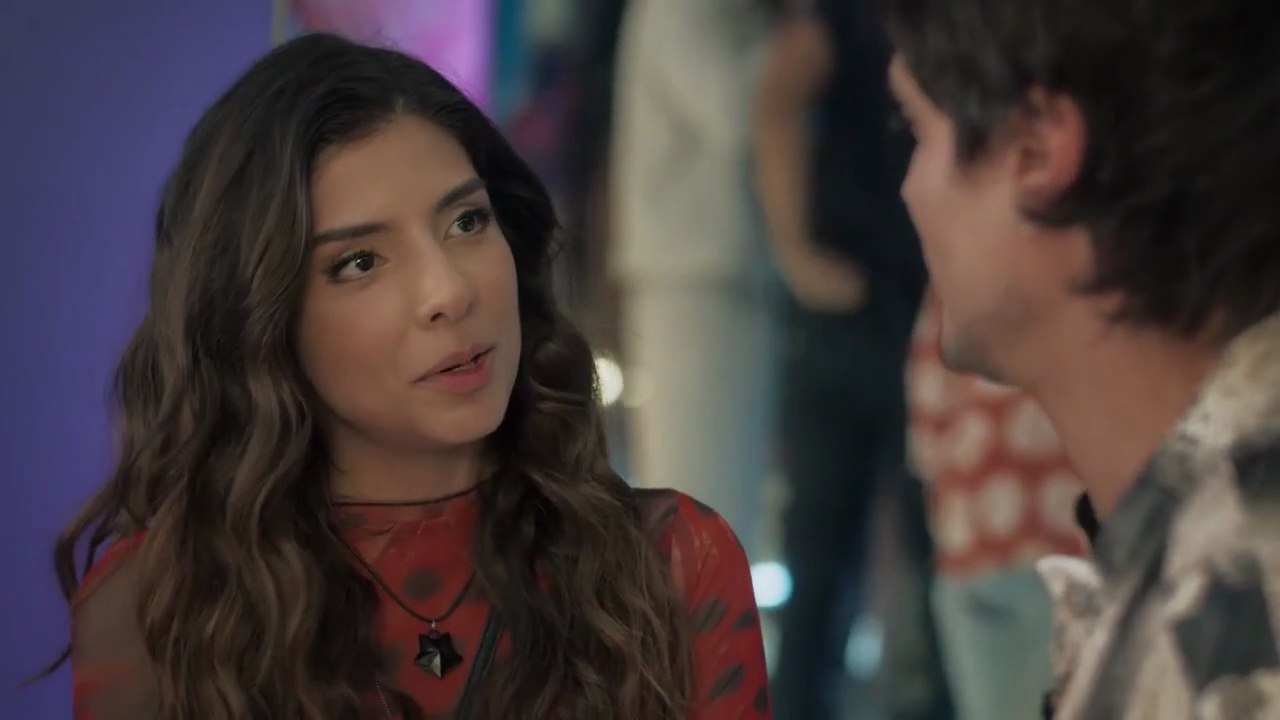 Cap. 35 | L4 R3IN4 D3L FL0W 3 HD