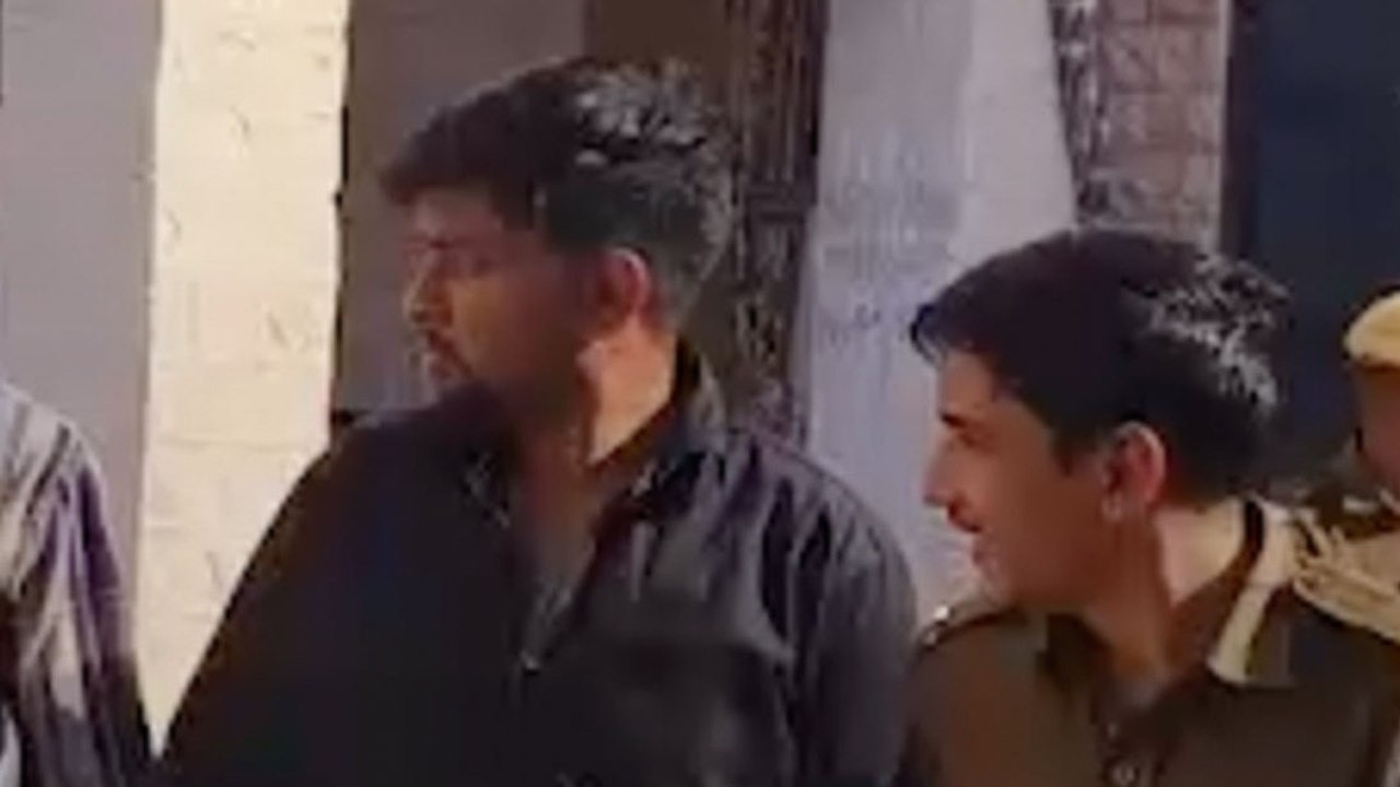 10 साल से चल रहे ऑनलाइन क्रिकेट सट्टा नेटवर्क क...