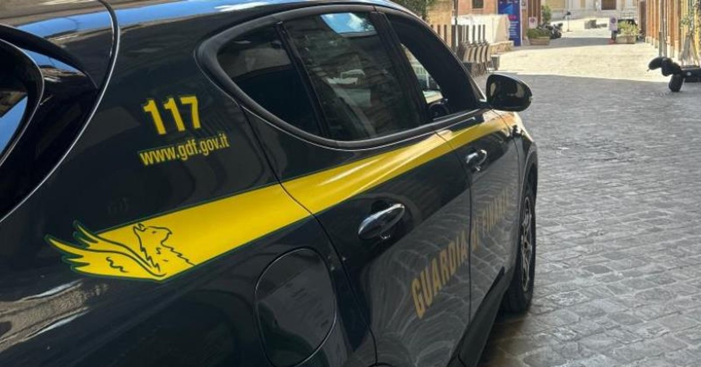 San Cipriano d'Aversa (CE) - Sequestro da oltre 2,2 milioni all'imprenditore Tullio Iorio (27.02.26)