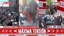 Más imágenes de la policía agrediendo a periodistas en Congreso