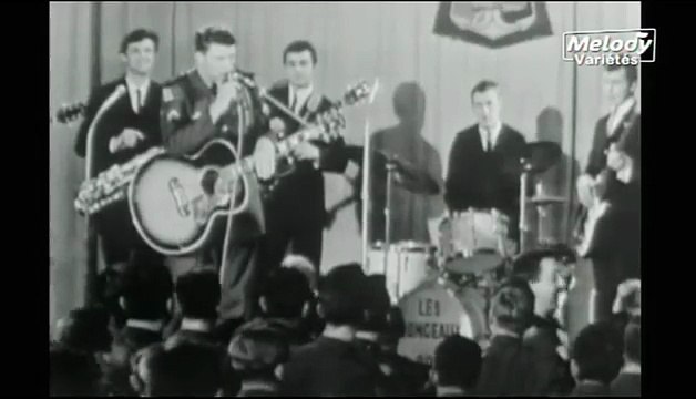 1965 – Johnny Hallyday – Johnny reviens (avec Les Lionceaux) – Tête de Bois et Tendres Années (1ère Chaîne, 13 Janvier)