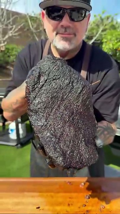 Smoked Brisket and how to slice it when finished #brisket #smokedbrisket #bbqbrisket #beef