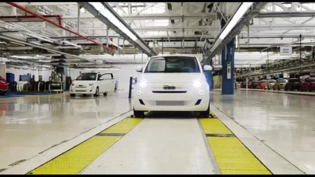 Stellantis chiude 2025 con maxi perdita di 22,3 miliardi di euro