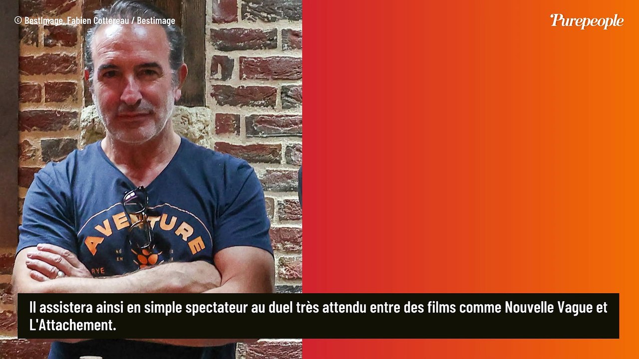 César 2026 : Arrivée en élégance pour Jean Dujardin, le père des filles de Nathalie Péchalat prend la pose