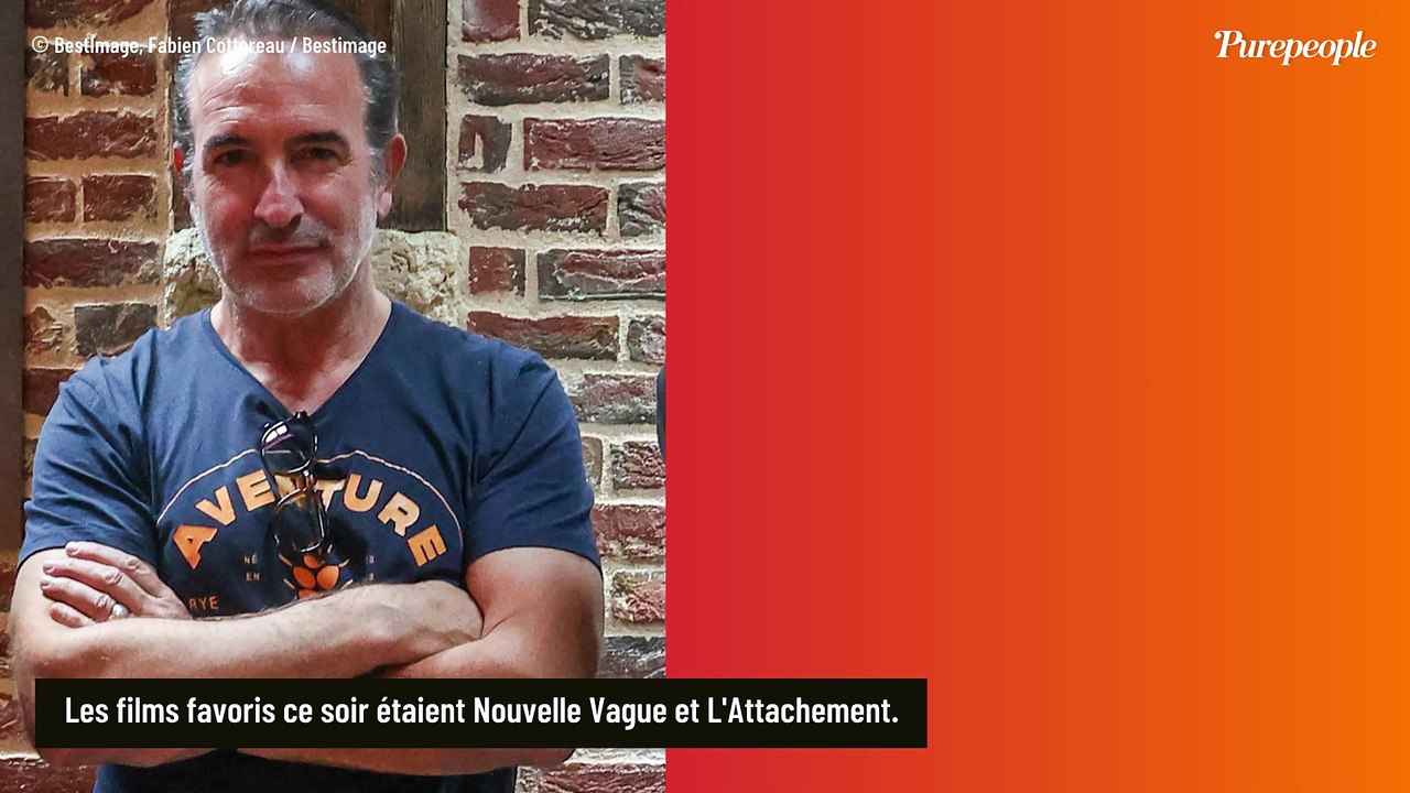 César 2026 : Arrivée en élégance pour Jean Dujardin, le père des filles de Nathalie Péchalat prend la pose