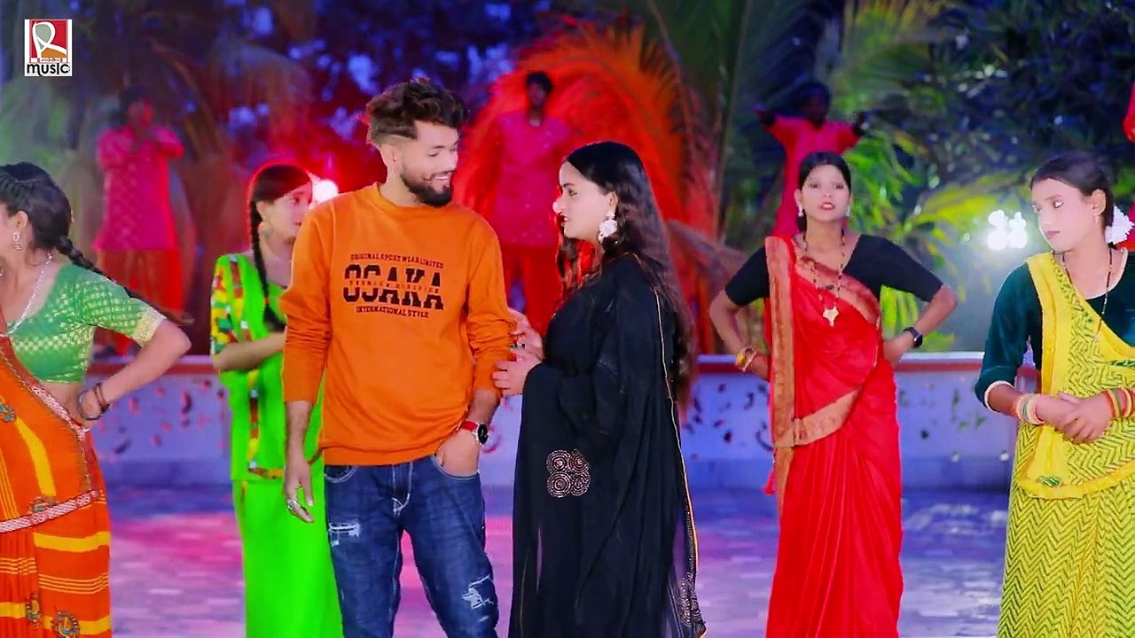 #Video _ गोराये वाला क्रीम _ #Karishma Kakkar _ Goraye Wala Cream _ New Bhojpuri Song 2024