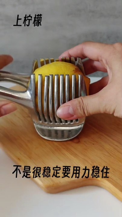 Stainless Steel Handheld Fruit & Vegetable Slicer – Quick, Easy, and Precise!