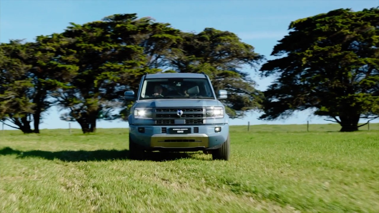 DENZA B5 Driving Video