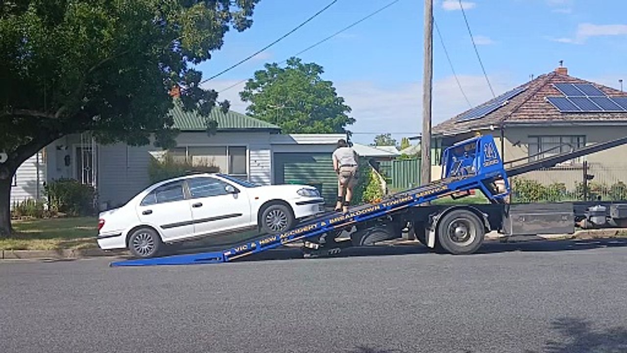 Police seize white Nissan Pulsar after Thurgoona attempted armed robbery.
