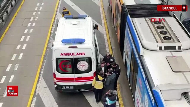 İstanbul Avcılar’da iki metrobüs çarpıştı: Yaralılar var
