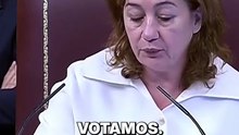 María Jesús Montero vota, por error, contra las ayudas a las víctimas de Adamuz y Gélida