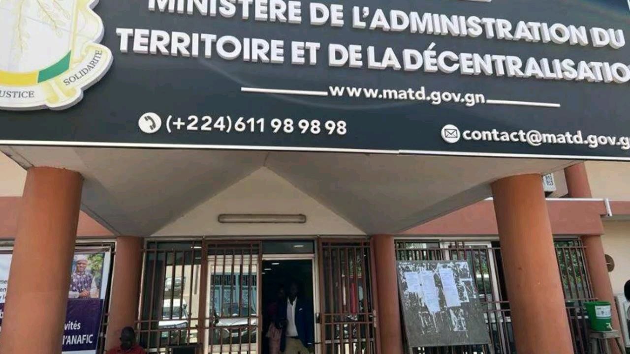 Réformes et encadrement des médias: Grand ménage ou verrouillage électoral ?