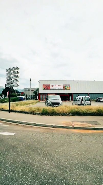 Life will test you it will push you to your limits. #BR3 #motivation #success #lesson #nevergiveup