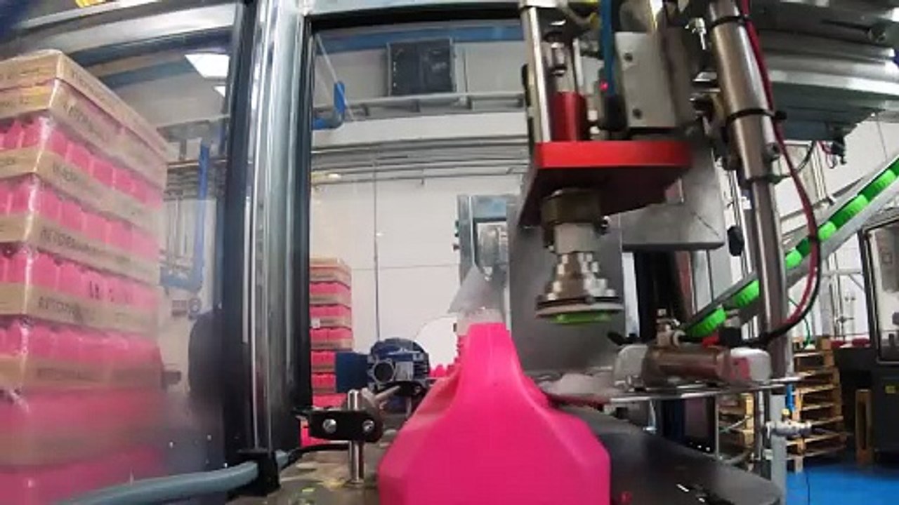 El 45% de los españoles considera que las mujeres parten en desventaja a la hora de emprender