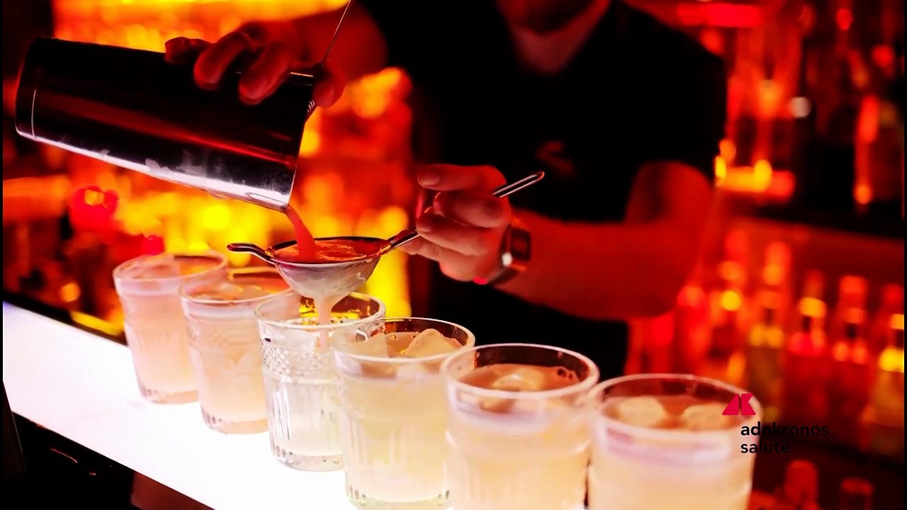 “Prendi in mano la tua vita”, al via nuova campagna su eczema cronico delle mani