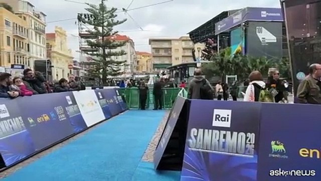 Sanremo, serata duetti: le preferenze del pubblico fuori dall'Ariston