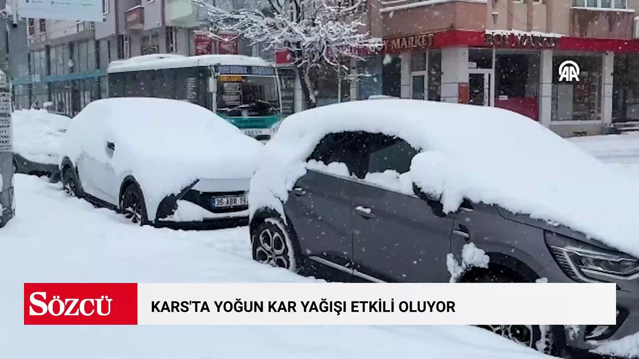 Kars'ta yoğun kar yağışı etkili oluyor