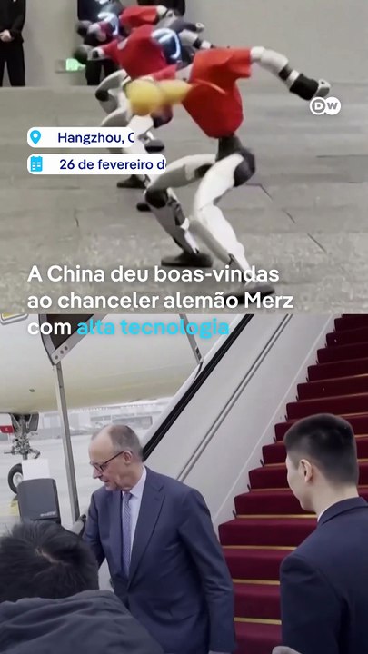 Chanceler alemão é recebido por robôs humanoides na China