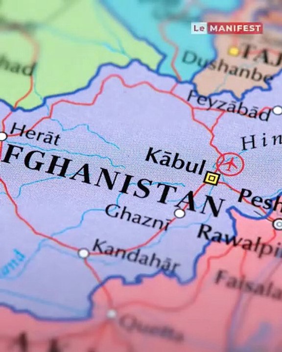 🚨 Guerre ouverte entre Islamabad et Kaboul : Frappes, ripostes militaires, bilans opposés et risque d’embrasement régional ⚠️ La frontière afghano-pakistanaise bascule dans une nouvelle phase critique. 👉 Analyse complète, enjeux géopolitiques...