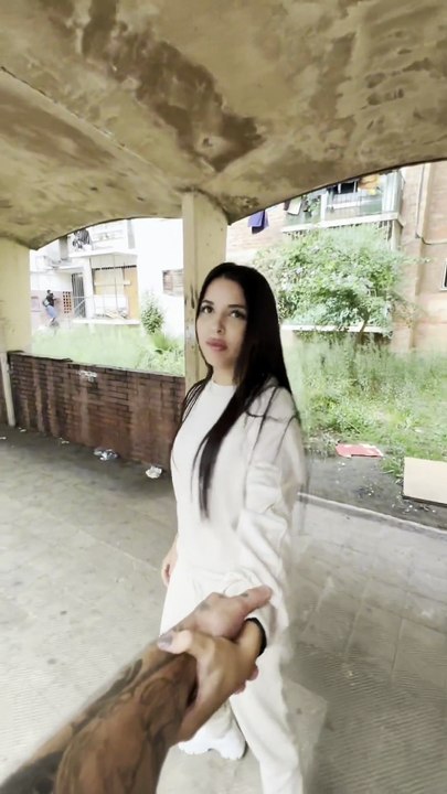 CUANDO QUEDAS CON UNA BANDIDA 🌚 #humor #bandida #noviatoxica #barriospeligrosos #comedia  #españa  #vidareal  #mafia  #bandida  #estafadora   #Pareja  #vidaenpareja