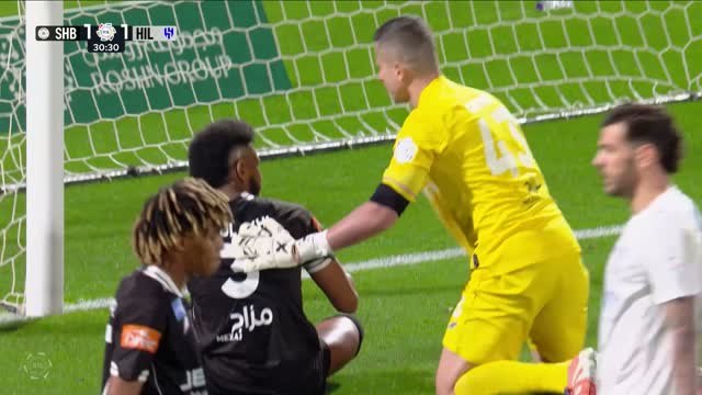 Super strikes and an own goal - the best of Al Shabab v Al Hilal