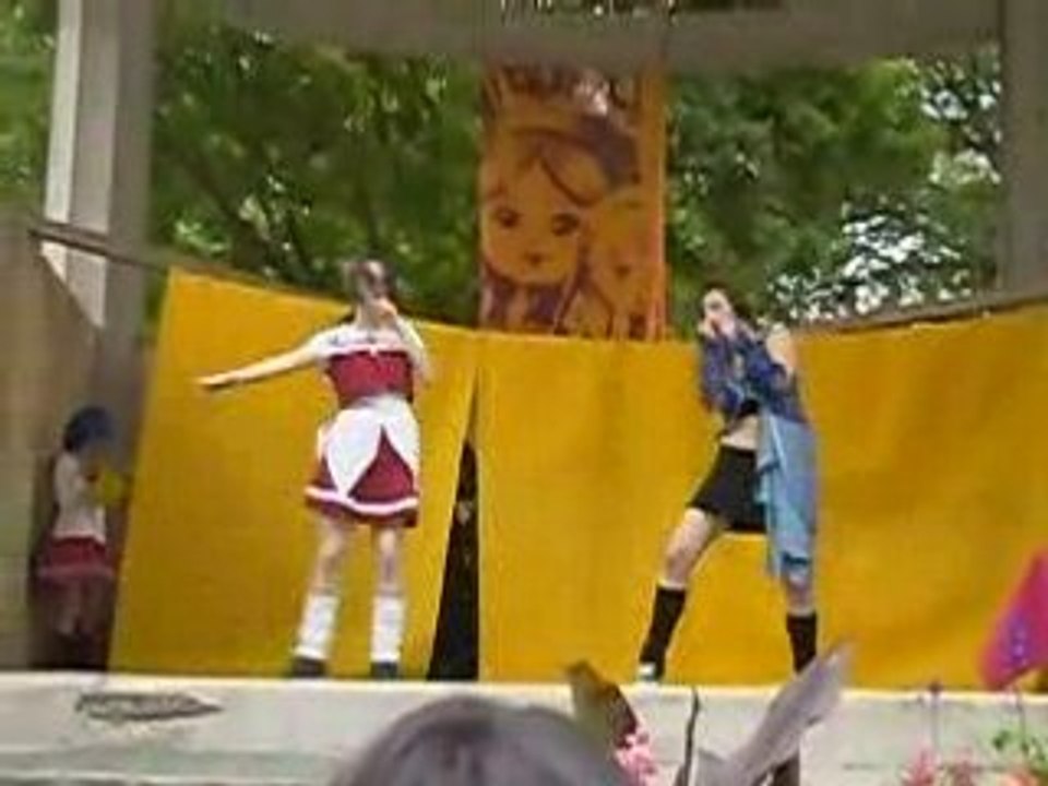 cosplay comedie du livre - Riku (DN Angel) et Yuna (ff x-2)