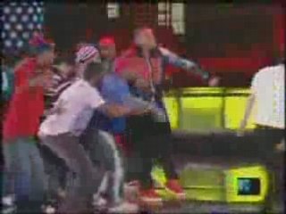 Mike Myers vs Chris Brown