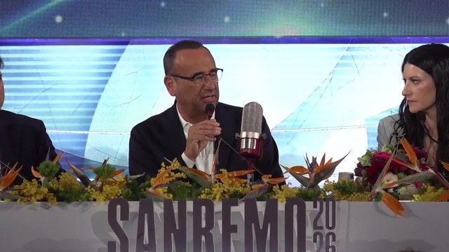 Carlo Conti: «Stasera un annuncio sul nuovo conduttore di Sanremo. Magari rimango io»