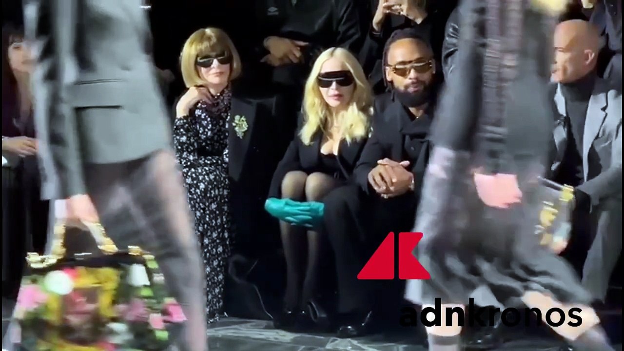 Dolce e Gabbana, alla sfilata Madonna con il fidanzato