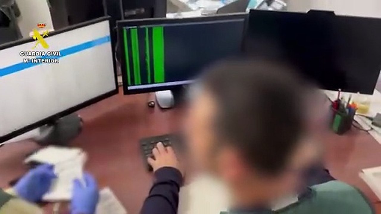 Detienen a una persona por estafar a mayores 150.000 euros