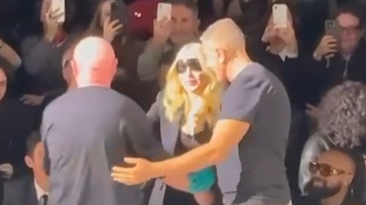 Madonna, l'arrivo da star alla sfilata Dolce e Gabbana