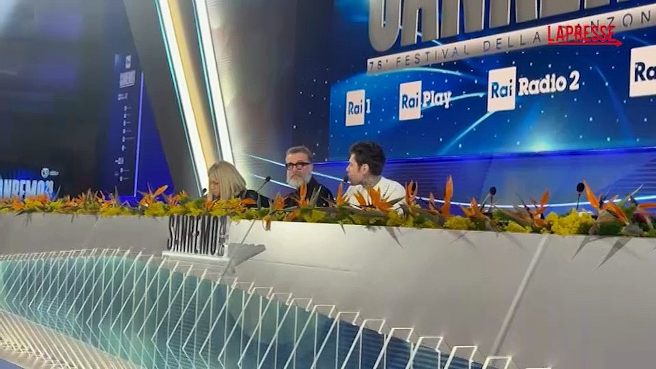 Sanremo 2026, Fedez in conferenza stampa: "Con Masini sono diventato esperto di Fiorentina"