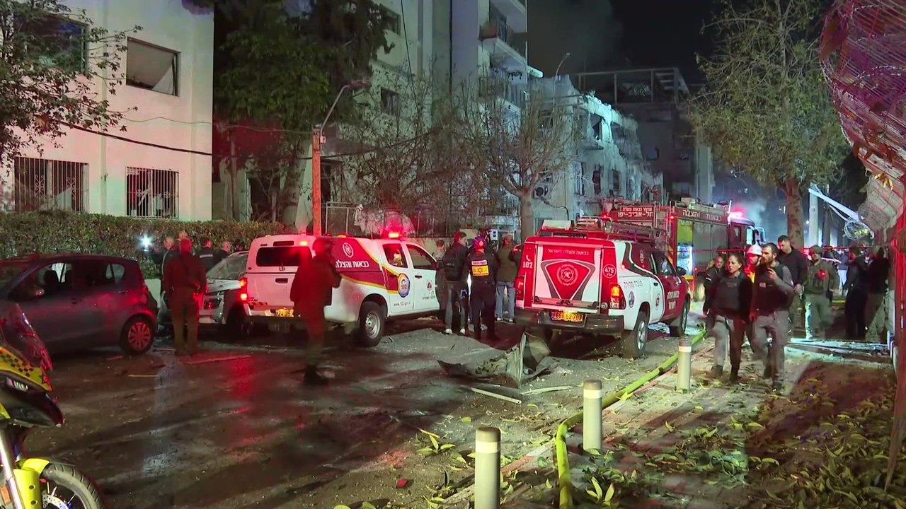 Chaos and Destruction in Tel Aviv After Missile Strike