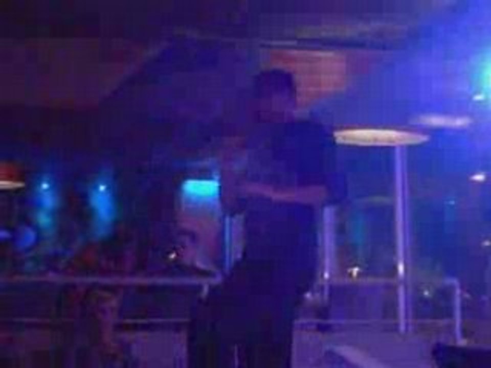 0 de conduite  le 31 mai 08 cap d'agde robbie williams