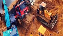 Massive Excavator Rescues Stuck Dump Truck in Deep Pit | Extreme Construction Recovery