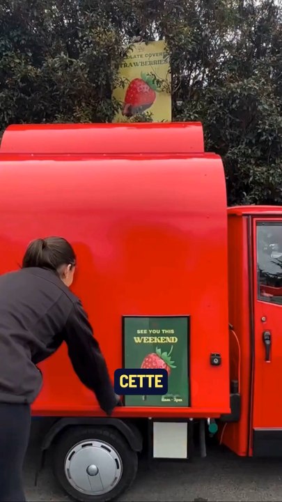 Si tu en as marre de dépendre de ton réseau, de la prospection ou de la chance pour trouver tes clients.Tu peux télécharger notre système d’acquisition offert sur unicoland.fr