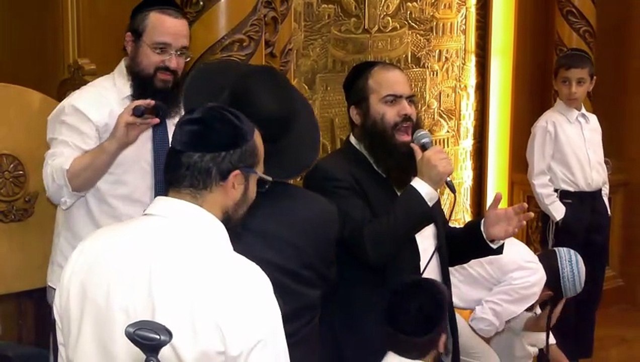 הקפות שניות שמחת תורה התש"פ עם הרה"ג יצחק חלימי שליט"א במרכז התורני "אור-יצחק" רחובות