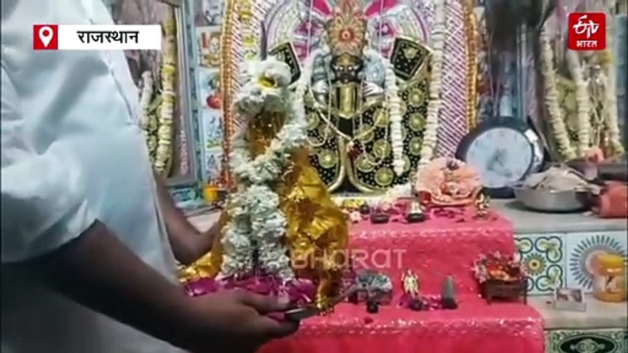 यहां होलिका दहन पर निभाई जाती है अनोखी परंपरा, चांदी की होलिका और सोने के प्रहलाद की होती है पूजा