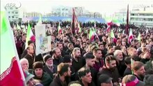 Iran, manifestazione a Teheran dopo l'annuncio della morte di Khamenei