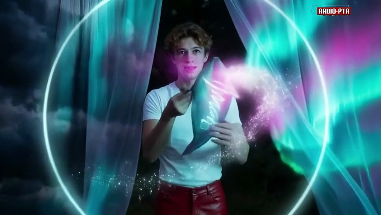 Kian - Wakes up (Offizielles Musikvideo)