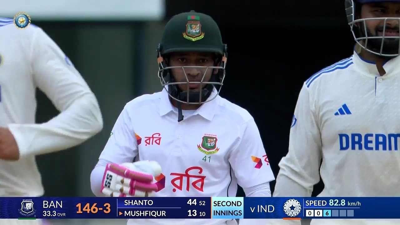 Ashwin makes Chennai outing even more special with 6-88