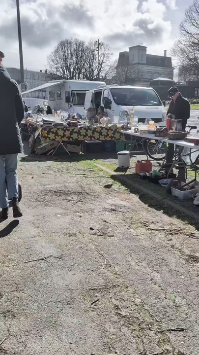 le dimanche c'est brocante