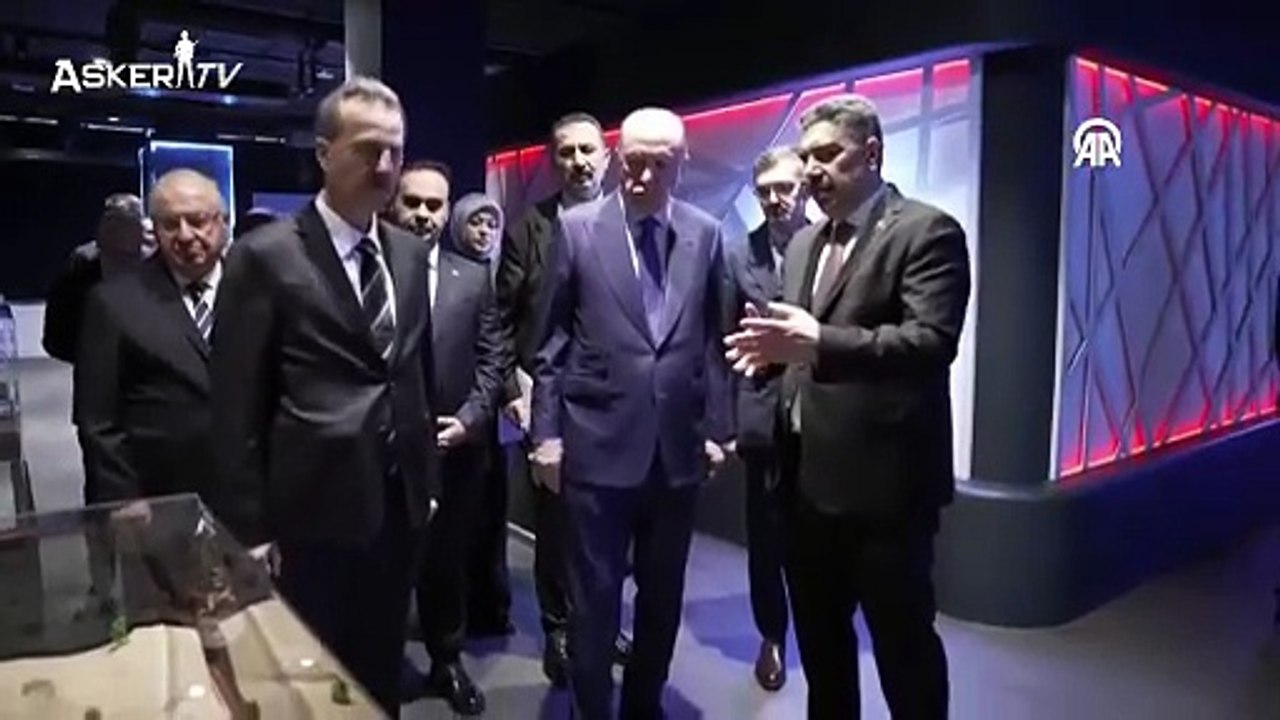 Cumhurbaşkanı Erdoğan, HAVELSAN Teknoloji Kampüsü'nde incelemelerde bulundu