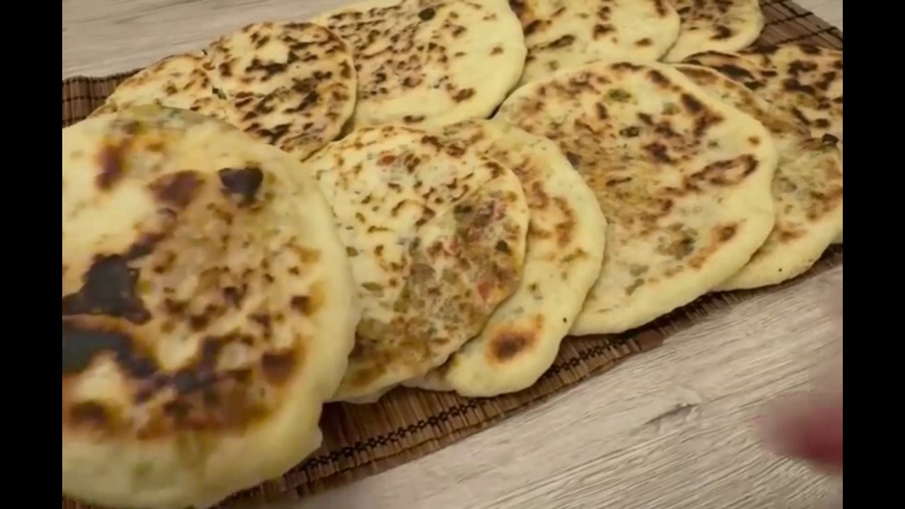 Pain Farci à la Viande et Fromage à la Poêle  | Recette Facile, Moelleuse et Ultra Gourmande