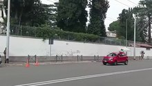 Morte Khamenei, carosello di auto davanti all'ambasciata iraniana a Roma