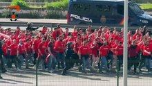 Así ha sido la llegada de los aficionados del Sevilla a La Cartuja en tren