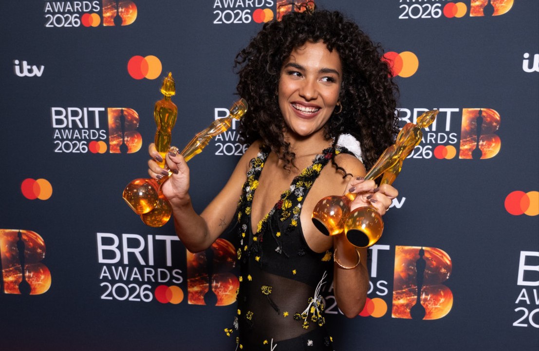 Olivia Dean fue la gran ganadora de los BRIT Awards
