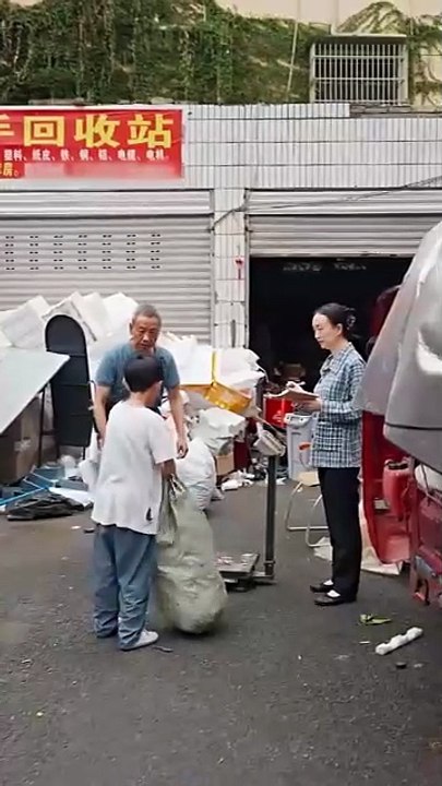 الخيانة و النهضه مترجم عربي