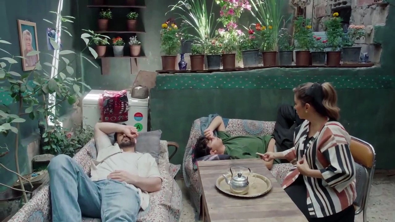 مسلسل عيلة الملك الحلقة 11 الحادية عشر