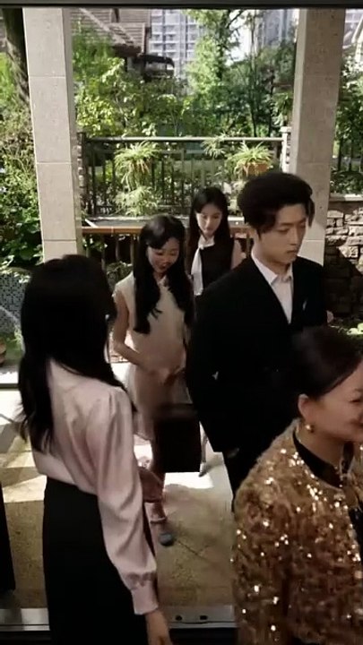 (69) Ending: On the first day of reading the book, she was divorced as soon as she opened her eyes, in order not to be kicked out of the wealthy family, she licked her face and took the initiative to please her in-laws, gently love and care for her husban